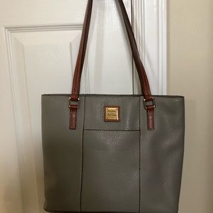Dooney & Bourke bag